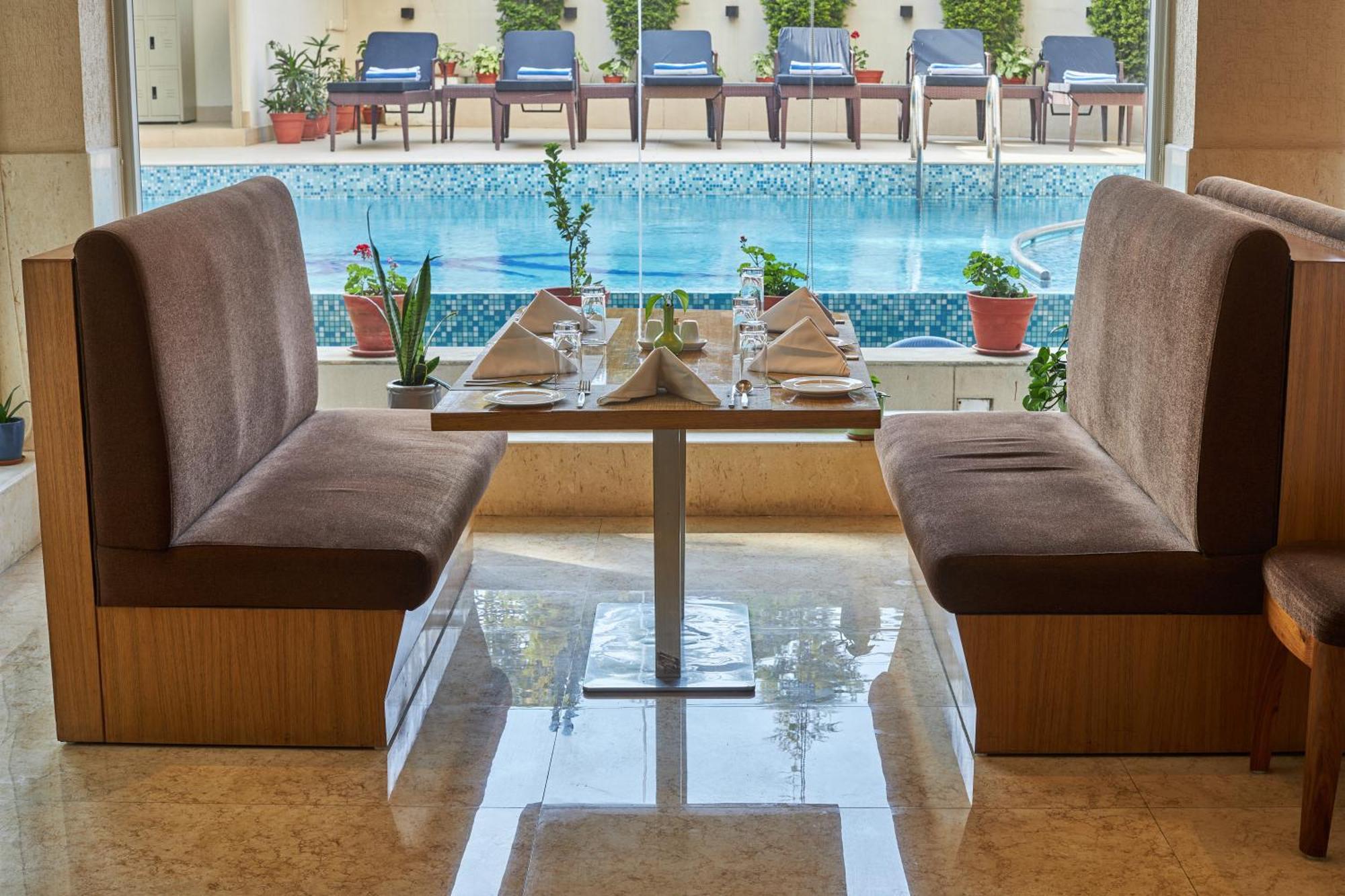 Hotel Crowne Imperial Kathmandu Bagian luar foto