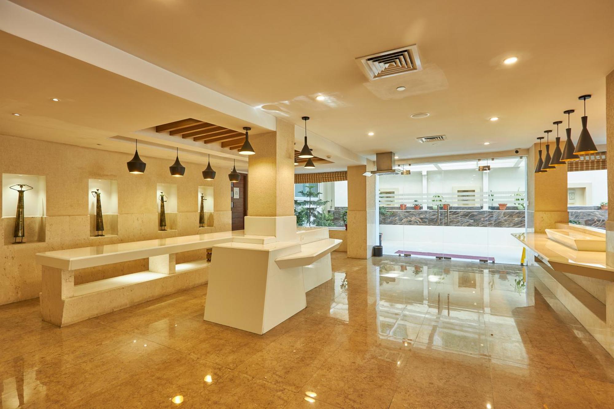 Hotel Crowne Imperial Kathmandu Bagian luar foto
