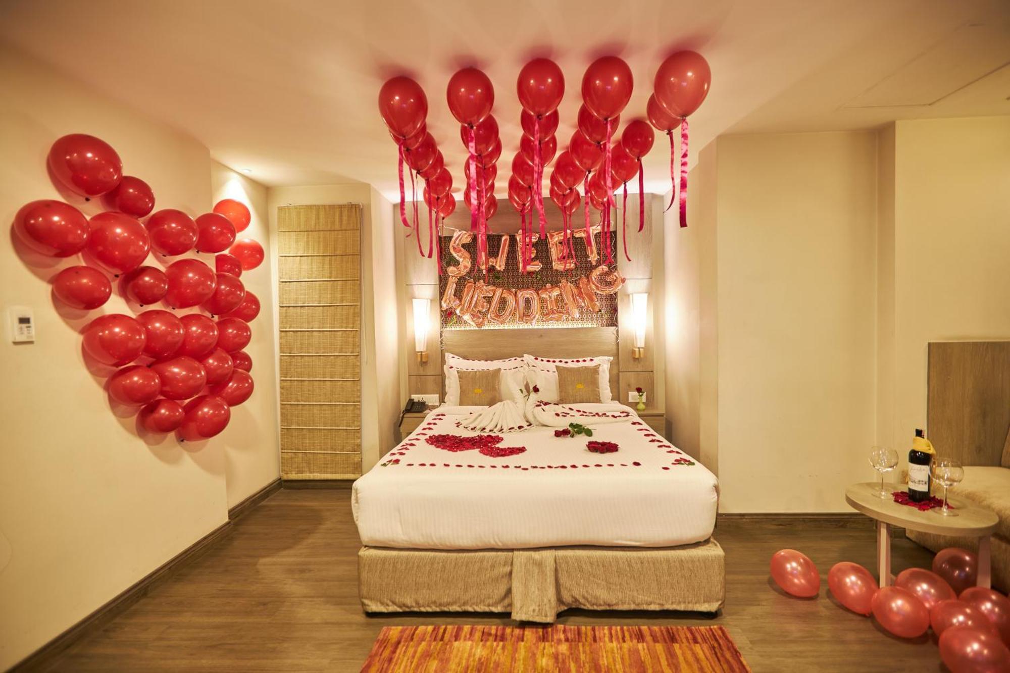 Hotel Crowne Imperial Kathmandu Bagian luar foto