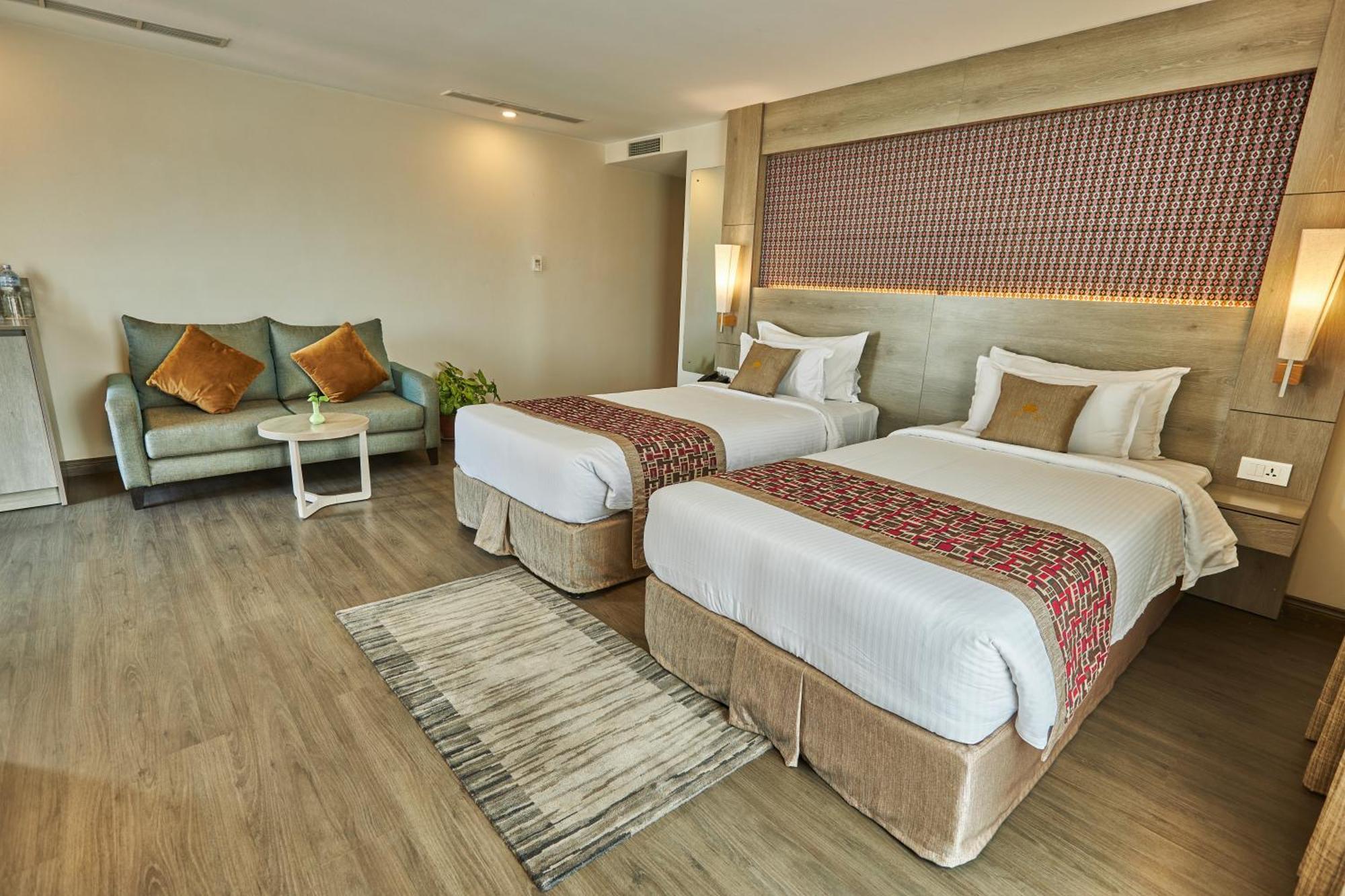 Hotel Crowne Imperial Kathmandu Bagian luar foto