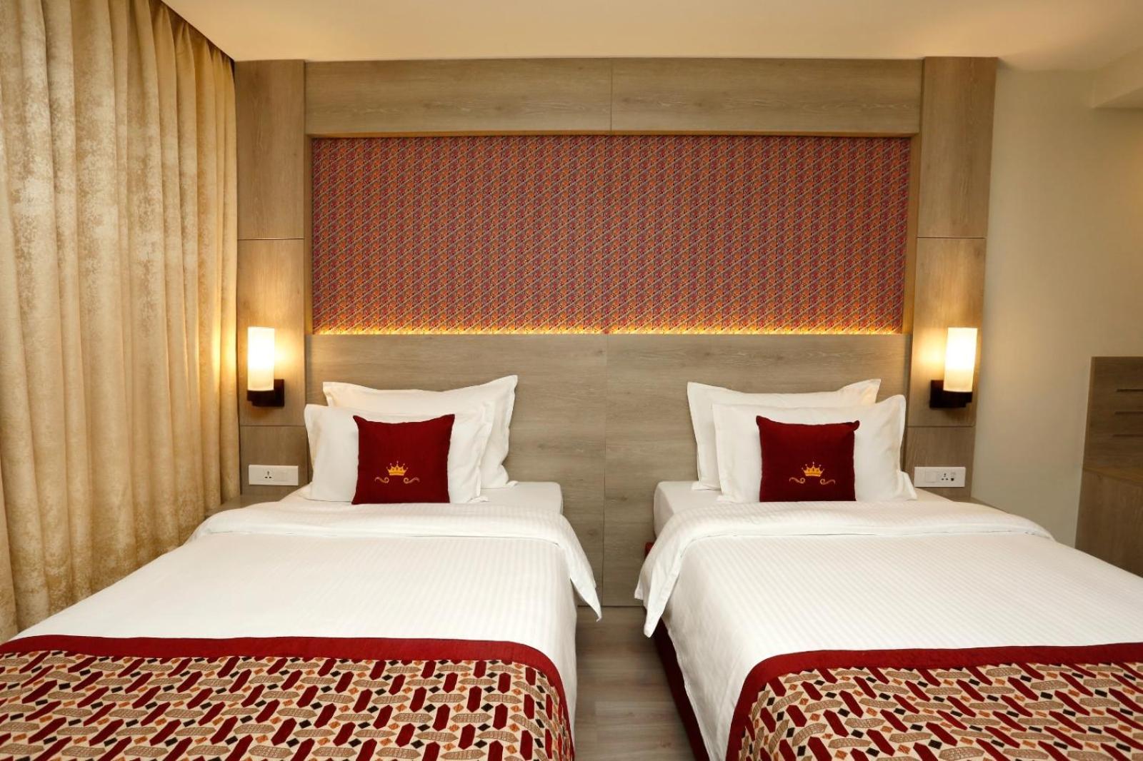 Hotel Crowne Imperial Kathmandu Bagian luar foto