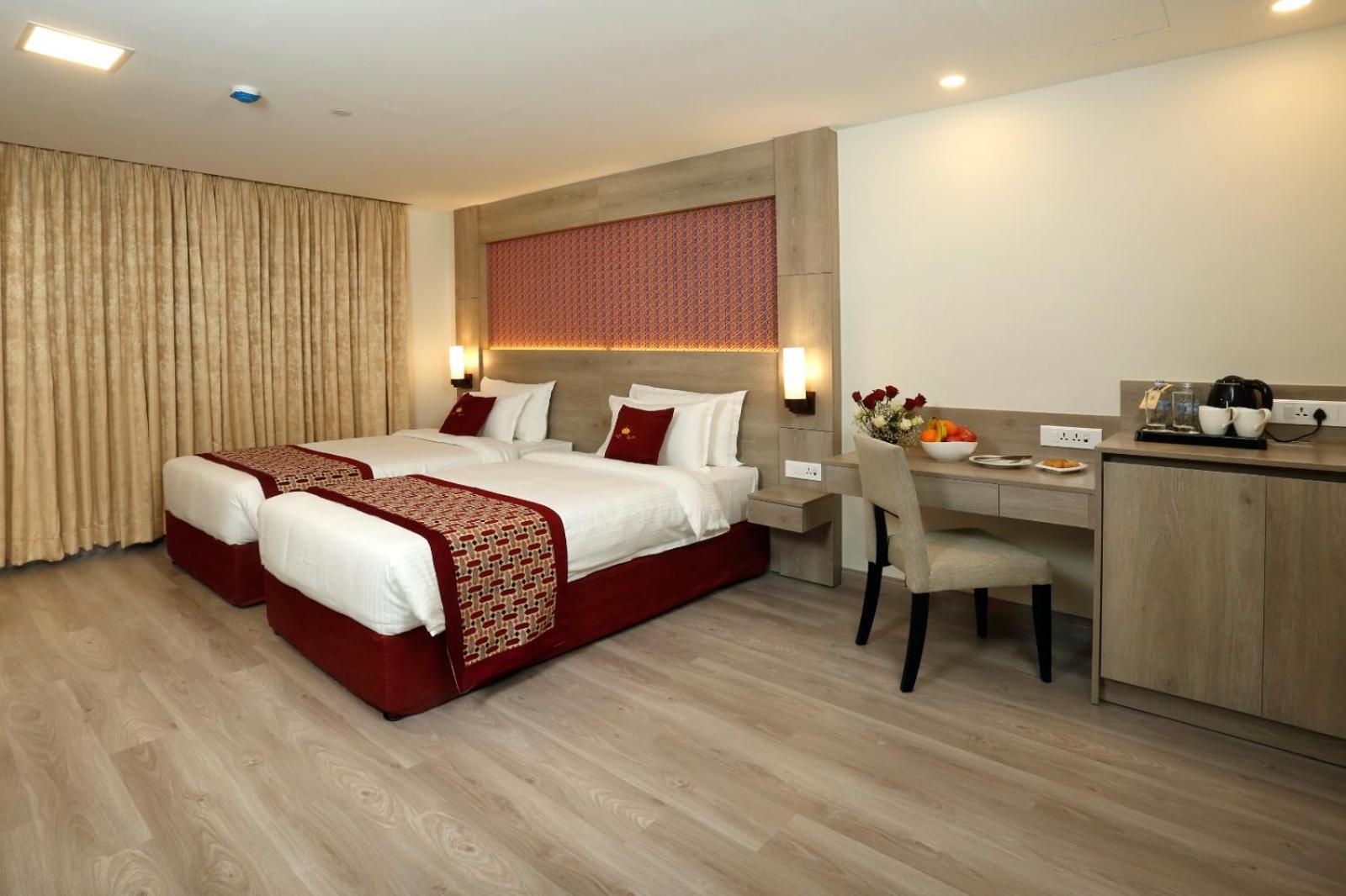 Hotel Crowne Imperial Kathmandu Bagian luar foto