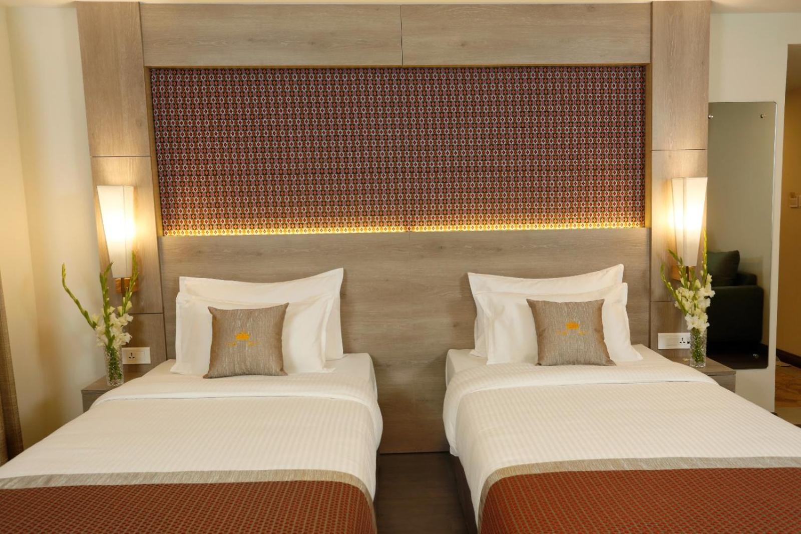 Hotel Crowne Imperial Kathmandu Bagian luar foto