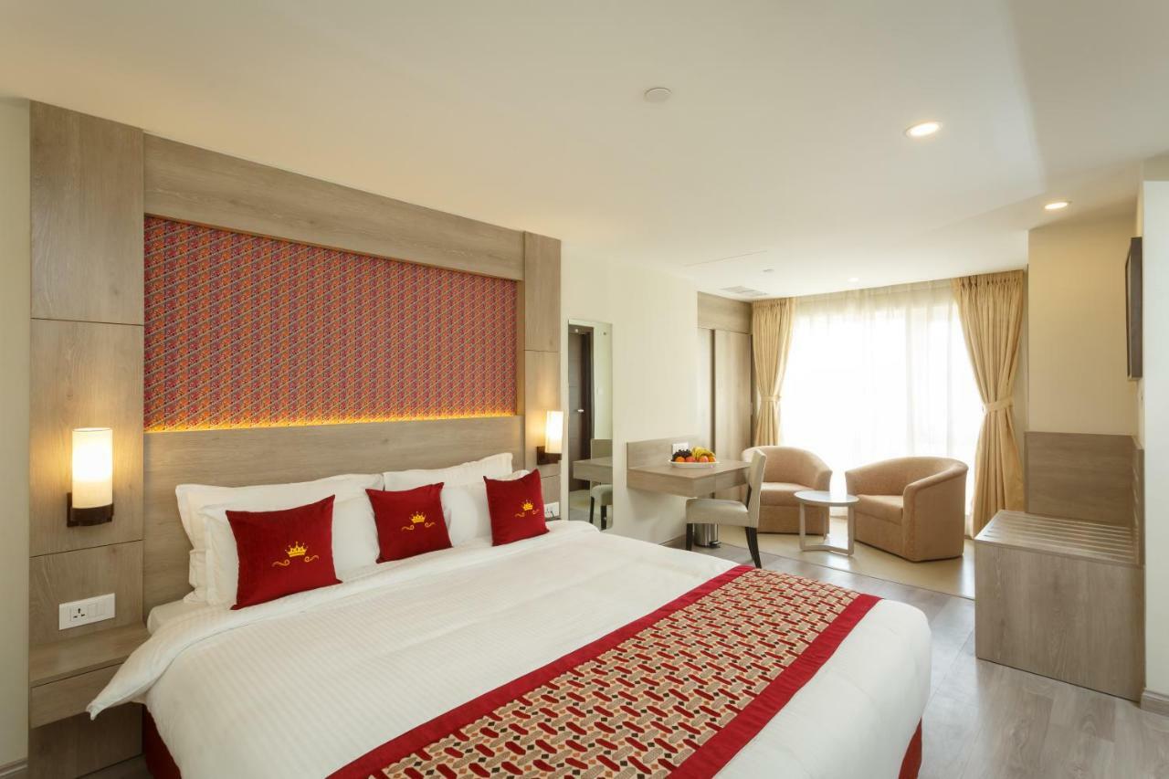 Hotel Crowne Imperial Kathmandu Bagian luar foto