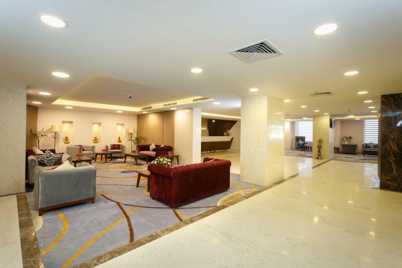 Hotel Crowne Imperial Kathmandu Bagian luar foto
