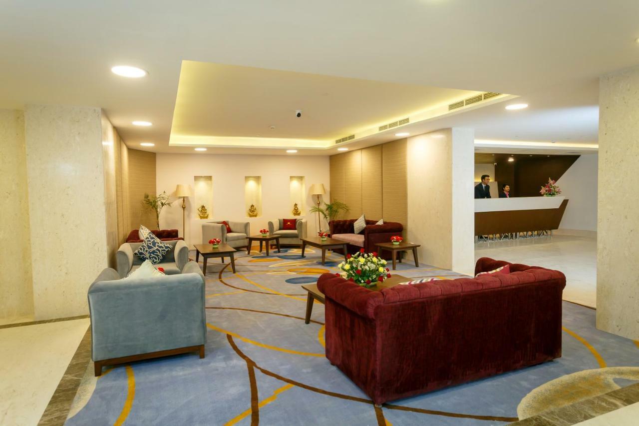 Hotel Crowne Imperial Kathmandu Bagian luar foto