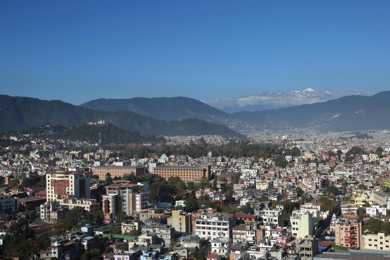 Hotel Crowne Imperial Kathmandu Bagian luar foto